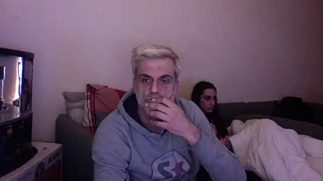 Snapshot of chiara-mario chatting on 19, 3, 2026 chiara-mario online show from 19, 3, 2026