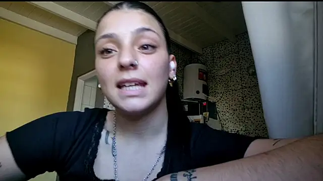 Snapshot of MargeretShala chatting on 9, 3, 2026 MargeretShala online show from 9, 3, 2026
