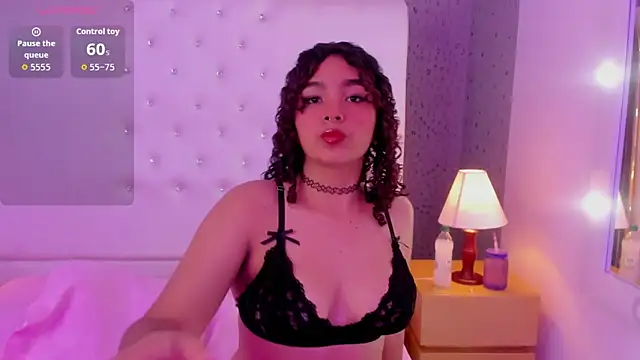 CoralineRed online show from 29, 4, 2026