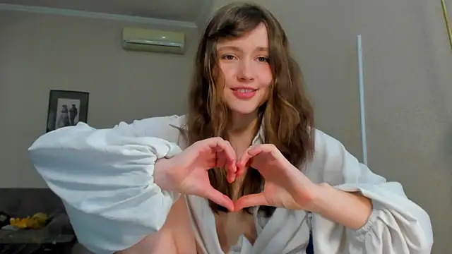 Snapshot of MaryannSofts chatting on 6, 5, 2026 MaryannSofts online show from 6, 5, 2026