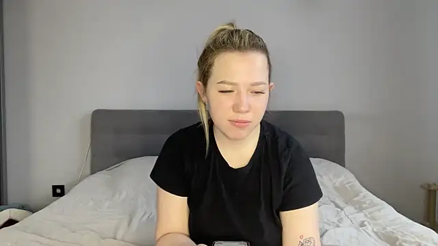 alyrasun online show from 17, 3, 2026