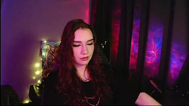 Snapshot of Celia_Sensual_ chatting on 21, 4, 2026 Celia Sensual online show from 21, 4, 2026