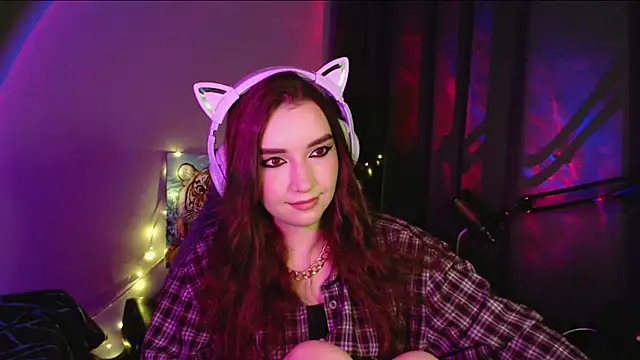 Snapshot of Celia_Sensual_ chatting on 12, 5, 2026 Celia Sensual online show from 12, 5, 2026