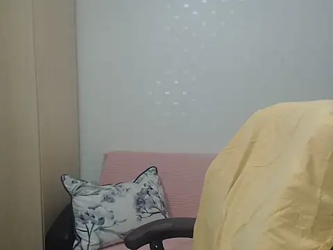 BlondEagleMuscle online show from 22, 5, 2026