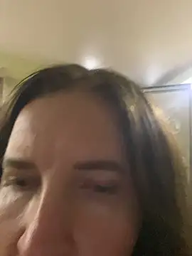 Snapshot of TeraGold46 chatting on 6, 4, 2026 TeraGold46 online show from 6, 4, 2026