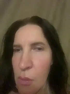 Snapshot of TeraGold46 chatting on 25, 4, 2026 TeraGold46 online show from 25, 4, 2026