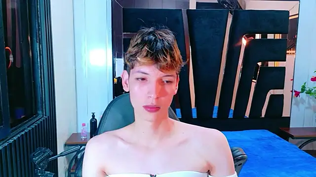 Stefany PiInk online show from 10, 4, 2026