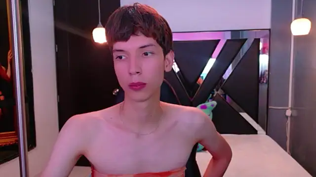 Stefany PiInk online show from 30, 4, 2026