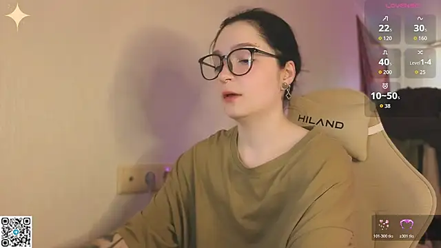 Luna Moon13 online show from 18, 4, 2026