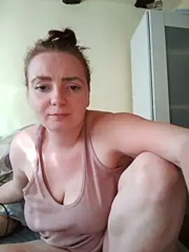 Bella-Monroe online show from 2, 5, 2026