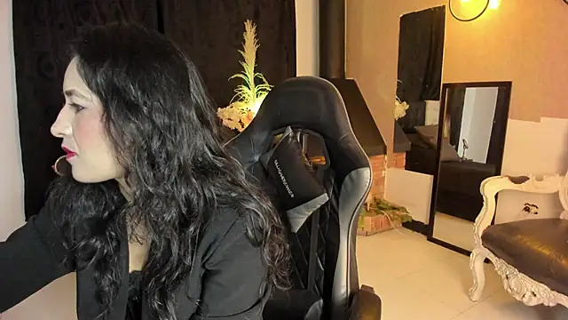 Snapshot of Vicky_Angeel chatting on 6, 6, 2026 Vicky Angeel online show from 6, 6, 2026