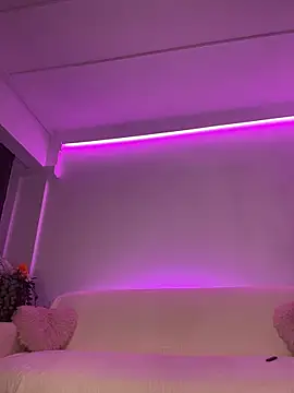 ScarletFlameee online show from 16, 3, 2026