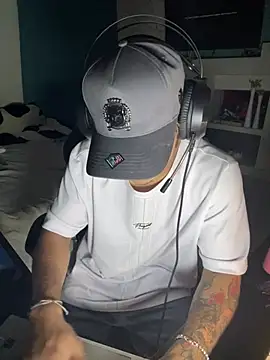 Snapshot of AngelLatinBoy chatting on 29, 3, 2026 AngelLatinBoy online show from 29, 3, 2026