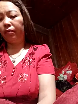 Snapshot of Yellow-pink chatting on 8, 5, 2026 Yellow-pink online show from 8, 5, 2026
