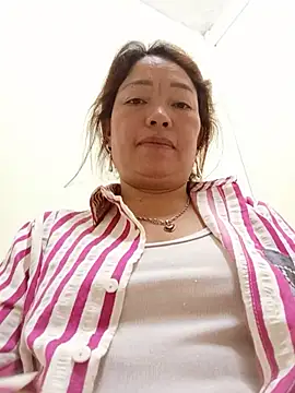 Yellow-pink online show from 25, 7, 2026