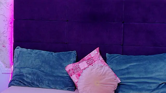 NataliaCroft online show from 25, 3, 2026