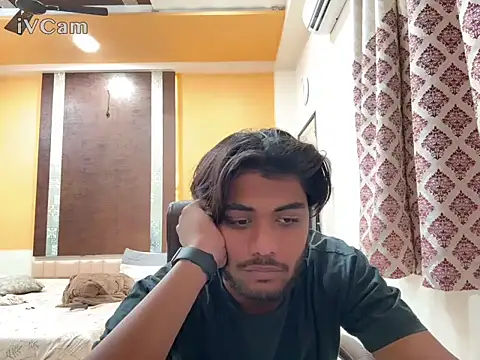 seducing boi online show from 13, 3, 2026