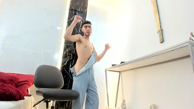 Valentin Lux online show from 11, 3, 2026