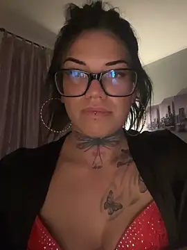 StellaZoey online show from 11, 3, 2026