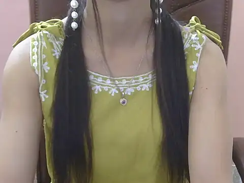 Lovely Ananta online show from 17, 4, 2026