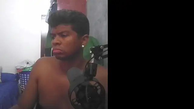 Snapshot of Axel_94 chatting on 4, 4, 2026 Axel 94 online show from 4, 4, 2026