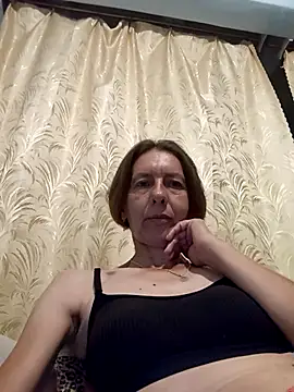 Snapshot of Tania9876 chatting on 1, 7, 2026 Tania9876 online show from 1, 7, 2026
