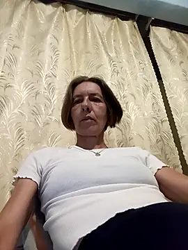 Snapshot of Tania9876 chatting on 4, 7, 2026 Tania9876 online show from 4, 7, 2026