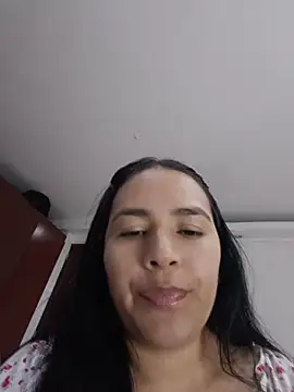 Karla  Morrison online show from 15, 5, 2026