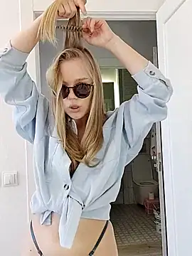 LittleForestELF2 online show from 13, 3, 2026