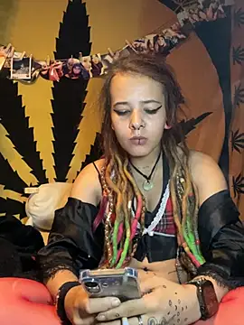 Snapshot of 420Lina666 chatting on 16, 6, 2026 420Lina666 online show from 16, 6, 2026