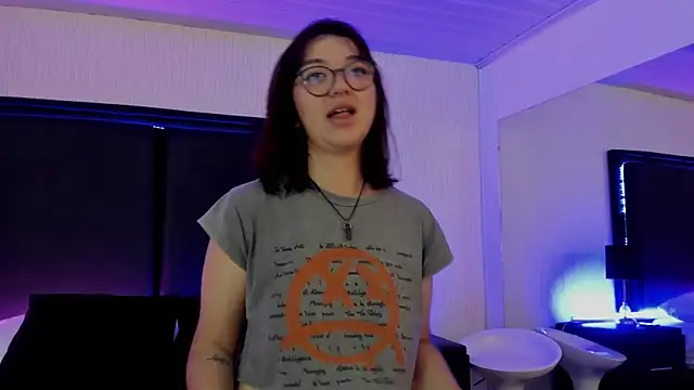 LilithBluum online show from 5, 4, 2026