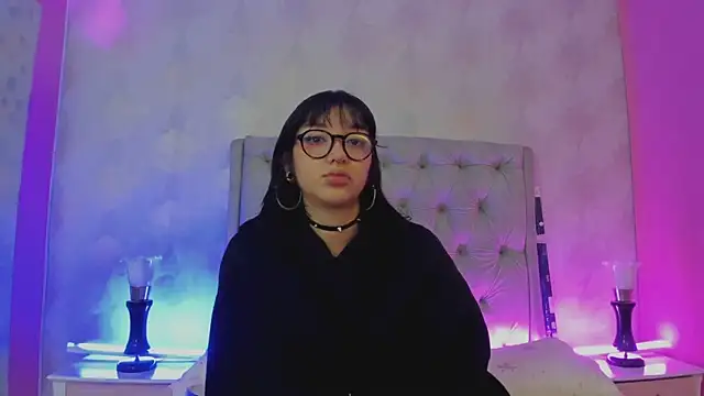 Snapshot of LilithBluum chatting on 25, 6, 2026 LilithBluum online show from 25, 6, 2026