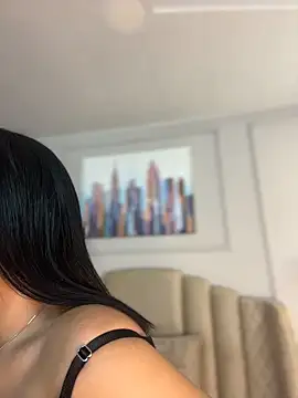 Bella-Ferrer online show from 25, 4, 2026