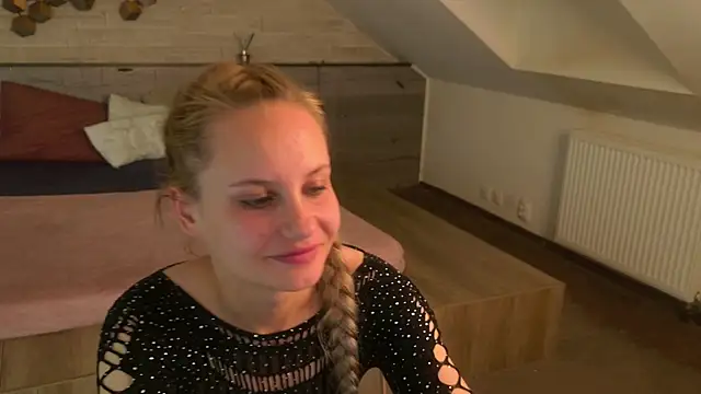 IceBlueBabe online show from 25, 5, 2026