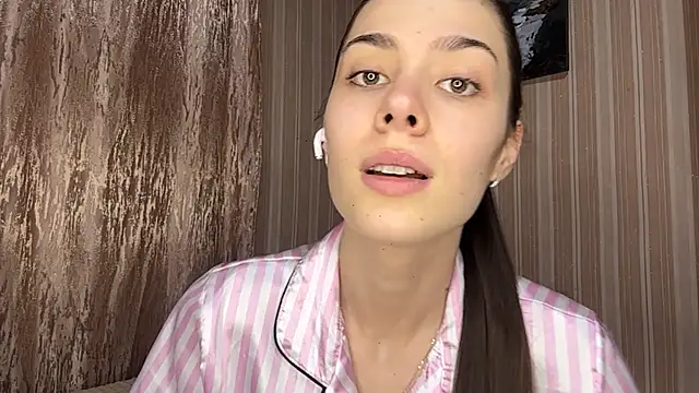 AylaLust online show from 9, 4, 2026