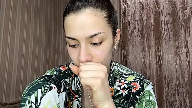 AylaLust online show from 19, 4, 2026