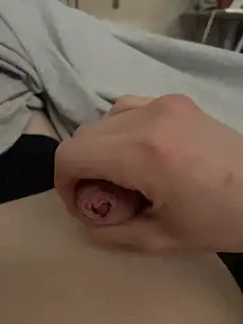 curvedlongdick online show from 2, 4, 2026