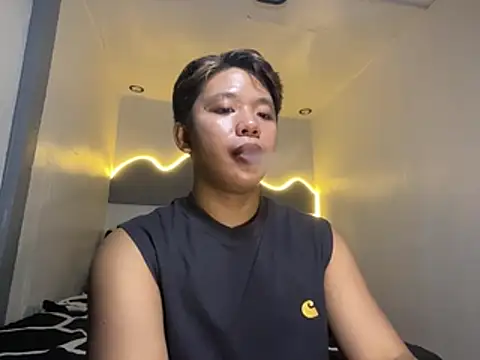 Snapshot of urasianrey chatting on 4, 6, 2026 urasianrey online show from 4, 6, 2026