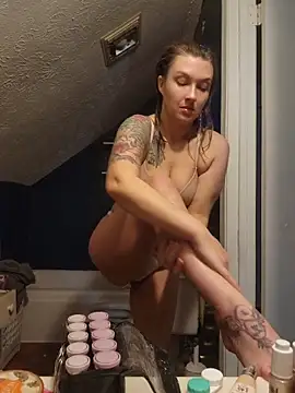 NicolePearl online show from 7, 4, 2026