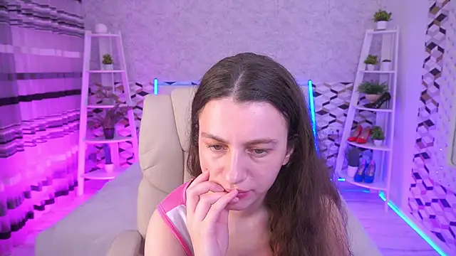 LittleJulii online show from 26, 5, 2026