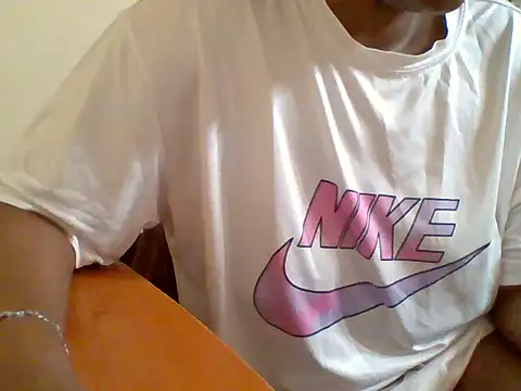 melaninebony2 online show from 2, 4, 2026