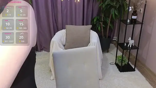 BlondeLina online show from 22, 4, 2026