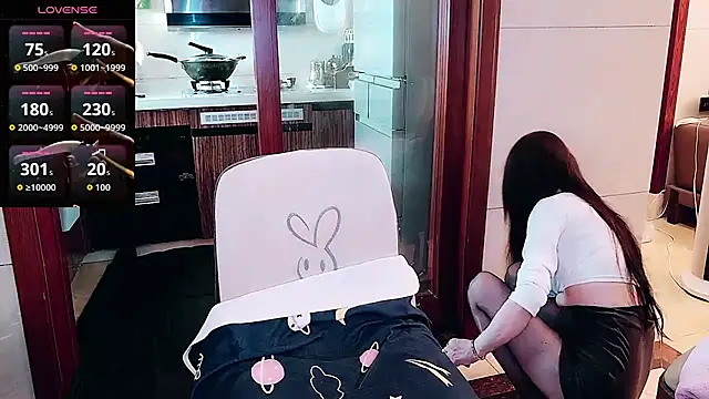 nuanuanbaobei online show from 18, 4, 2026