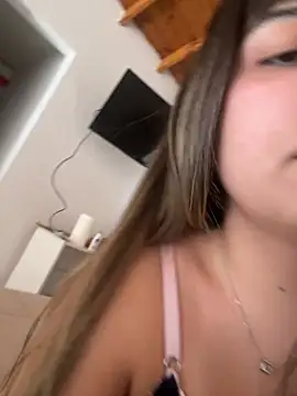 miicbebita online show from 3, 7, 2026