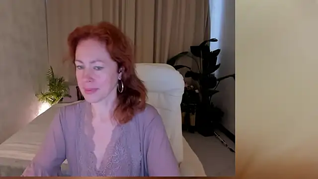 Snapshot of LeticiaRomano chatting on 29, 5, 2026 LeticiaRomano online show from 29, 5, 2026