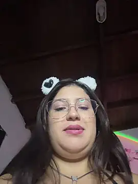 AitanaRosee online show from 6, 7, 2026