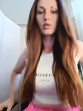 Snapshot of LunaCrystall chatting on 24, 6, 2026 LunaCrystall online show from 24, 6, 2026
