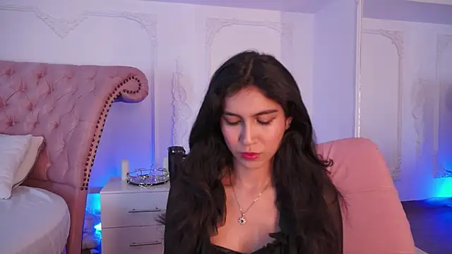 LucianaBlanco  online show from 30, 6, 2026