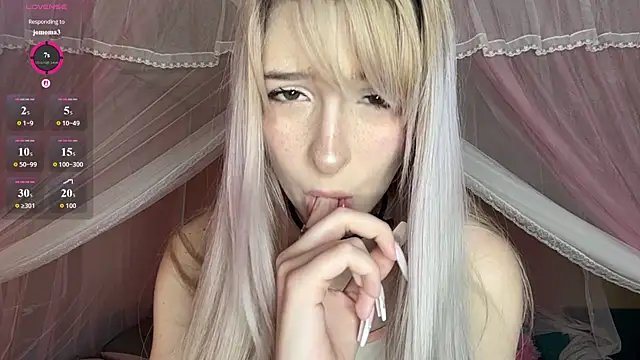 OnlyEva1 online show from 4, 6, 2026