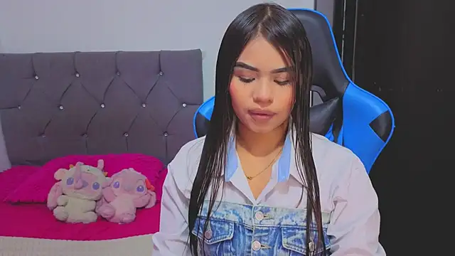 Roxan Luxe online show from 29, 3, 2026